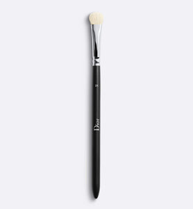 DIOR BACKSTAGE EYESHADOW SHADER BRUSH N° 21